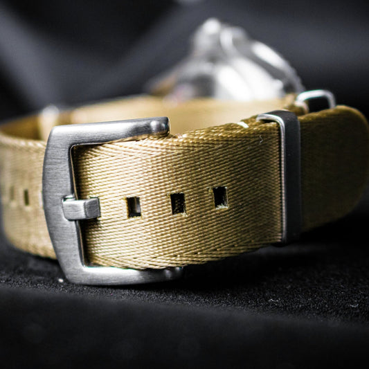 Enoksen Duty Seatbelt-Style NATO Strap (18, 20, 22mm) - Khaki