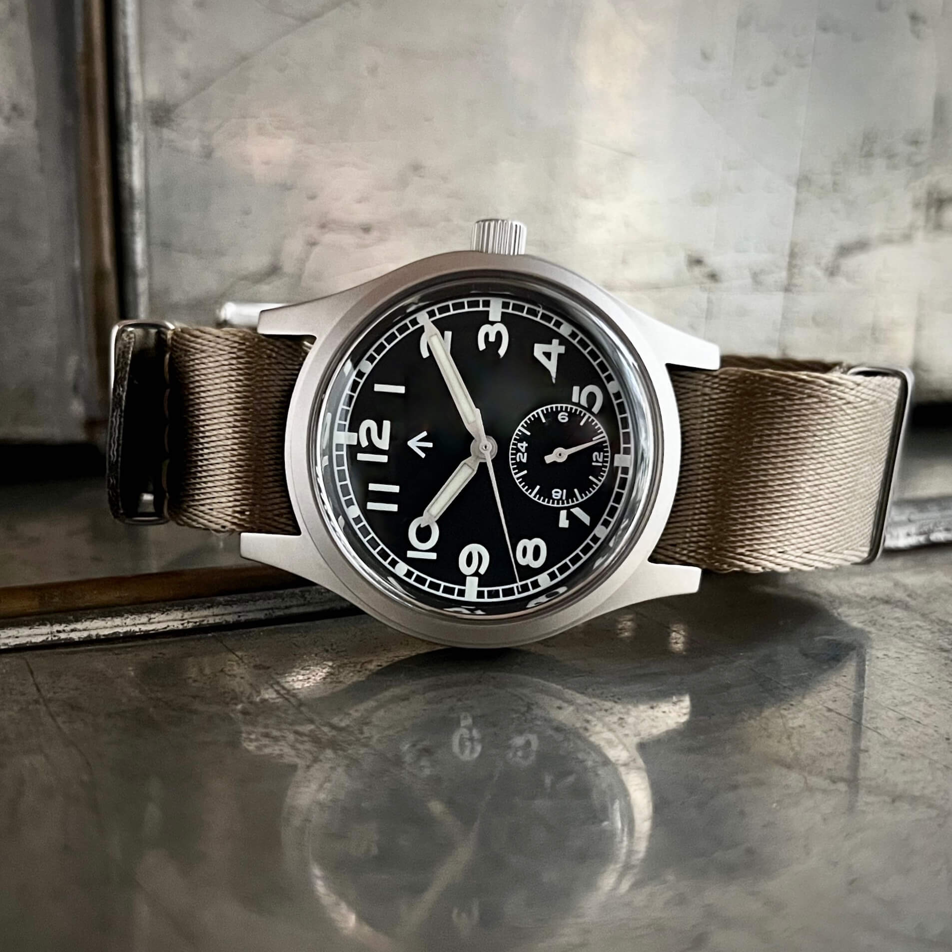 Dirty Dozen - Meca-Quartz Edition ◇ ENOKSEN Fly E03/H ◇ Military