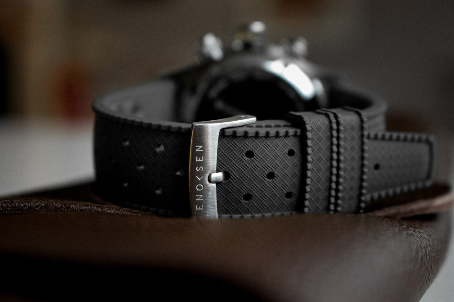 Enoksen KRONO E08/B - Black Reverse Panda Steel - 39MM