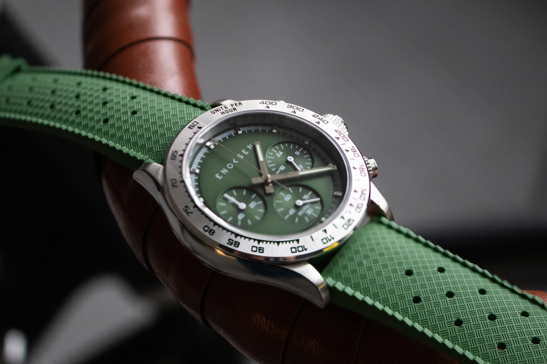 KRONO E08/C ◇ Meca-Quartz Chronograph - 39mm - Green Steel – By