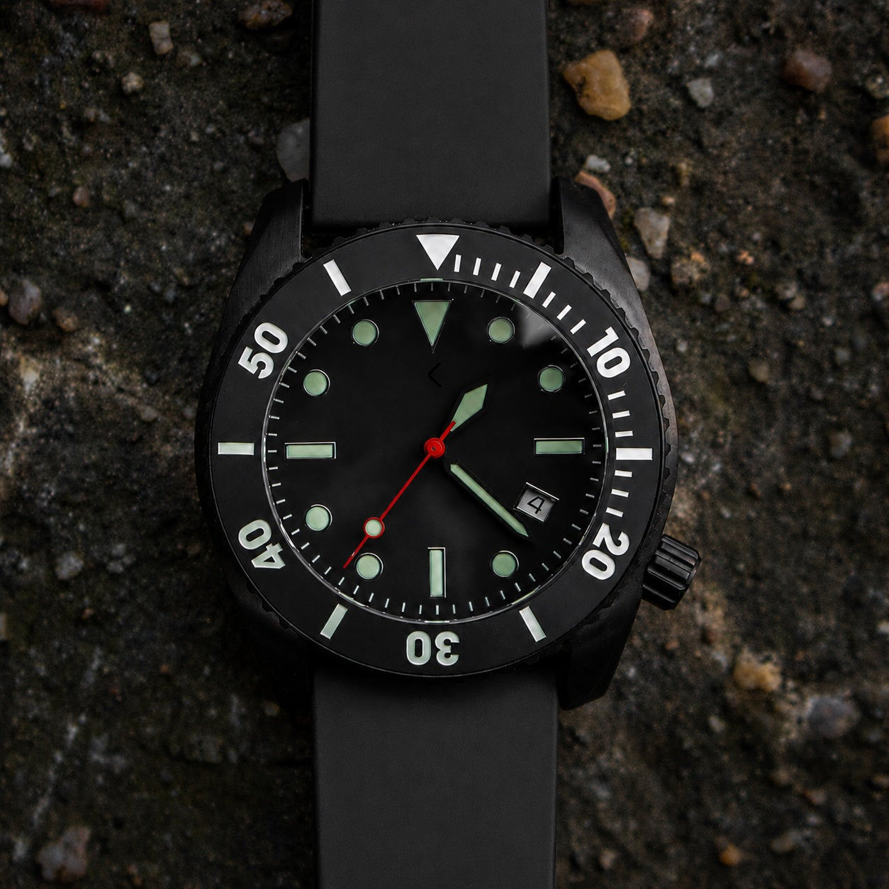 Deep Dive Final Edition ◇ Automatic Dive Watch - 44mm - Black Dial Edition