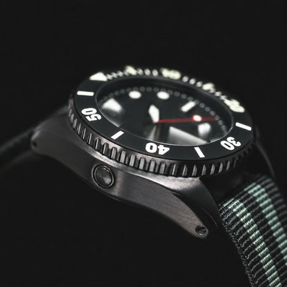 Deep Dive Final Edition ◇ Automatic Dive Watch - 44mm - Black Dial Edition