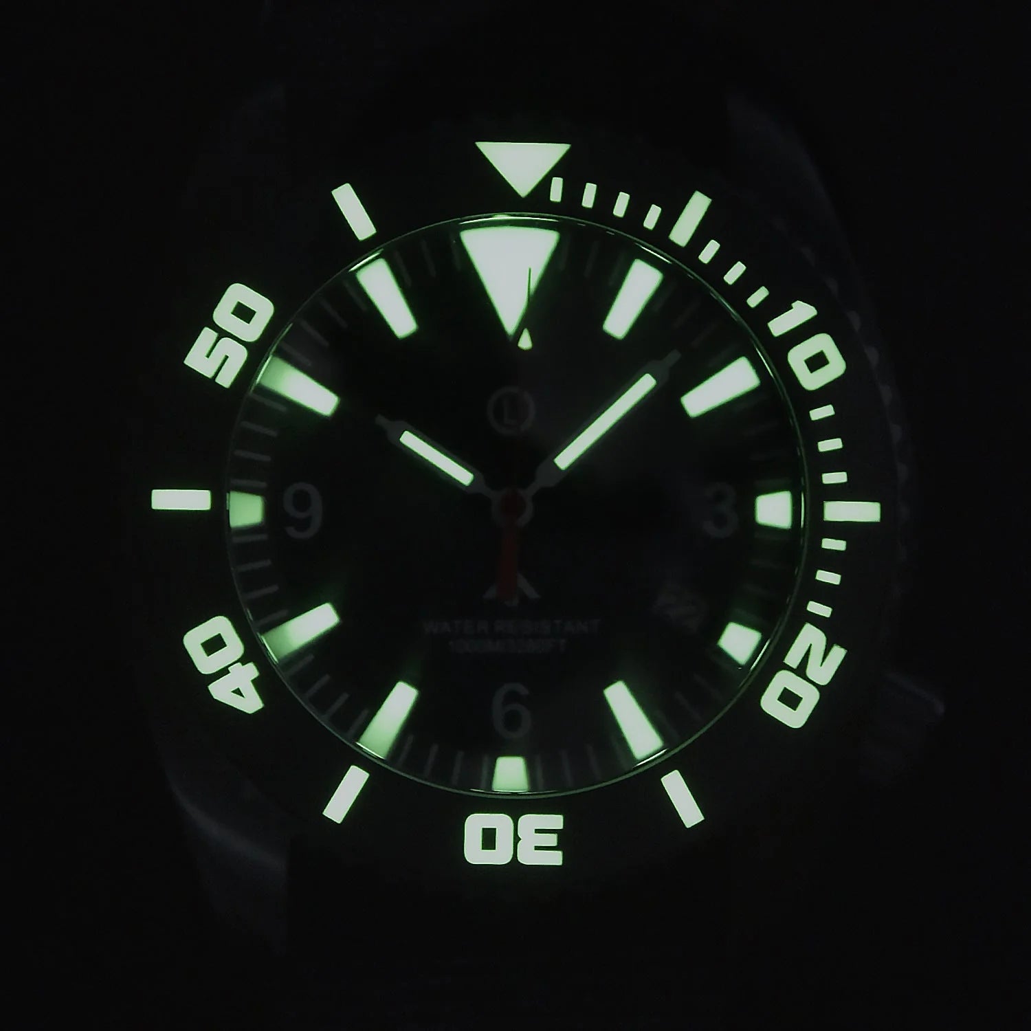 Deep Dive 1000m divers watch, steel edition, 44mm, Super-Luminova, NATO strap,  darkness shot 