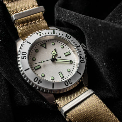 Enoksen Duty Seatbelt-Style NATO Strap (18, 20, 22mm) - Khaki