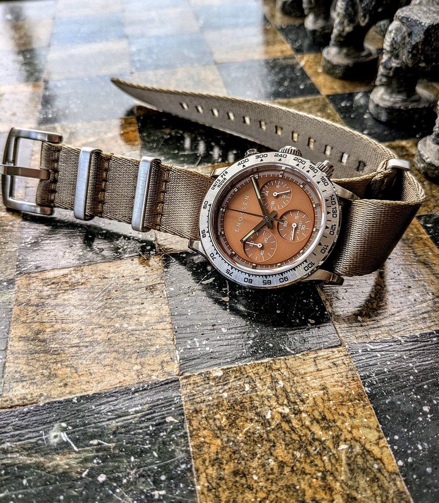 KRONO E08/D ◇ Meca-Quartz Chronograph - 39mm - Salmon Steel