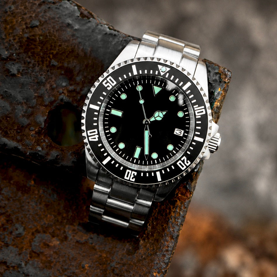 DIVE E02/J ◇ Automatic Diver's Watch - 40mm - Black Dial Edition