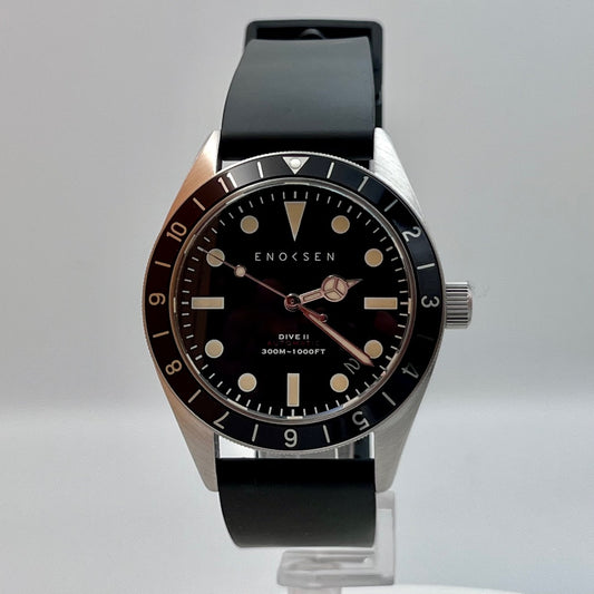 Front view of the Dive II with black dial, domed sapphire crystal and 12-hour bezel.