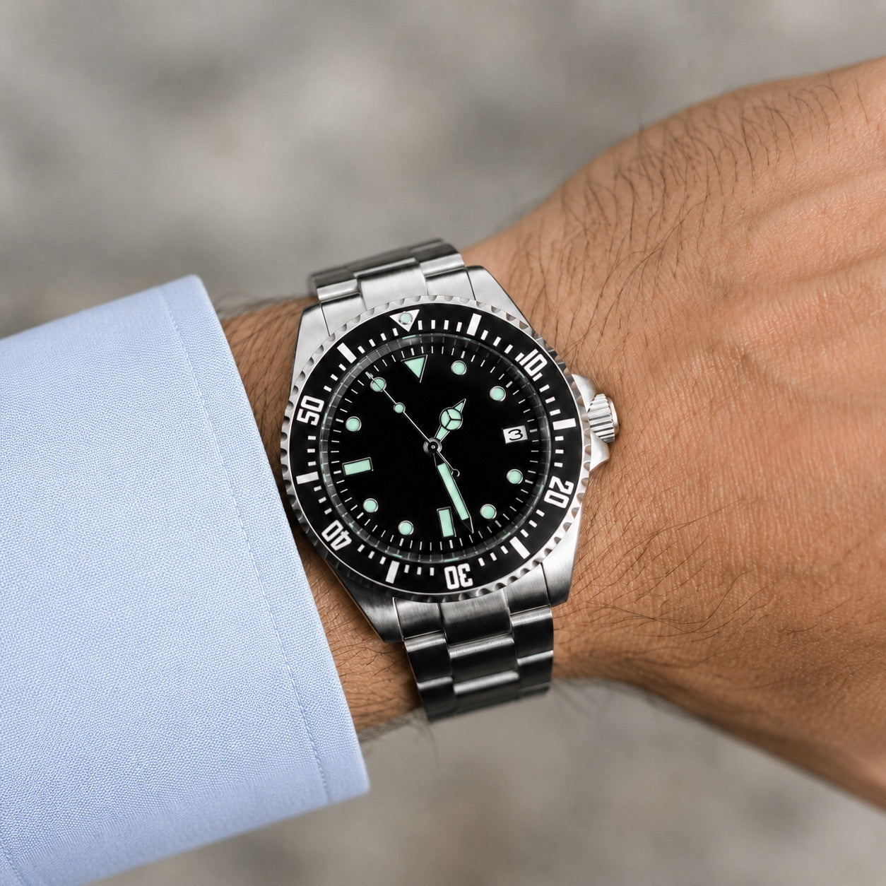 DIVE E02/J ◇ Automatic Diver's Watch - 40mm - Black Dial Edition