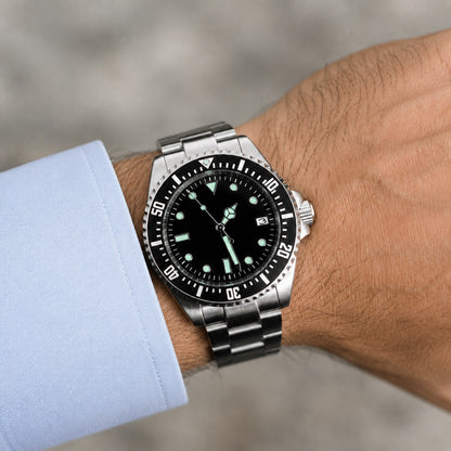 DIVE E02/J ◇ Automatic Diver's Watch - 40mm - Black Dial Edition