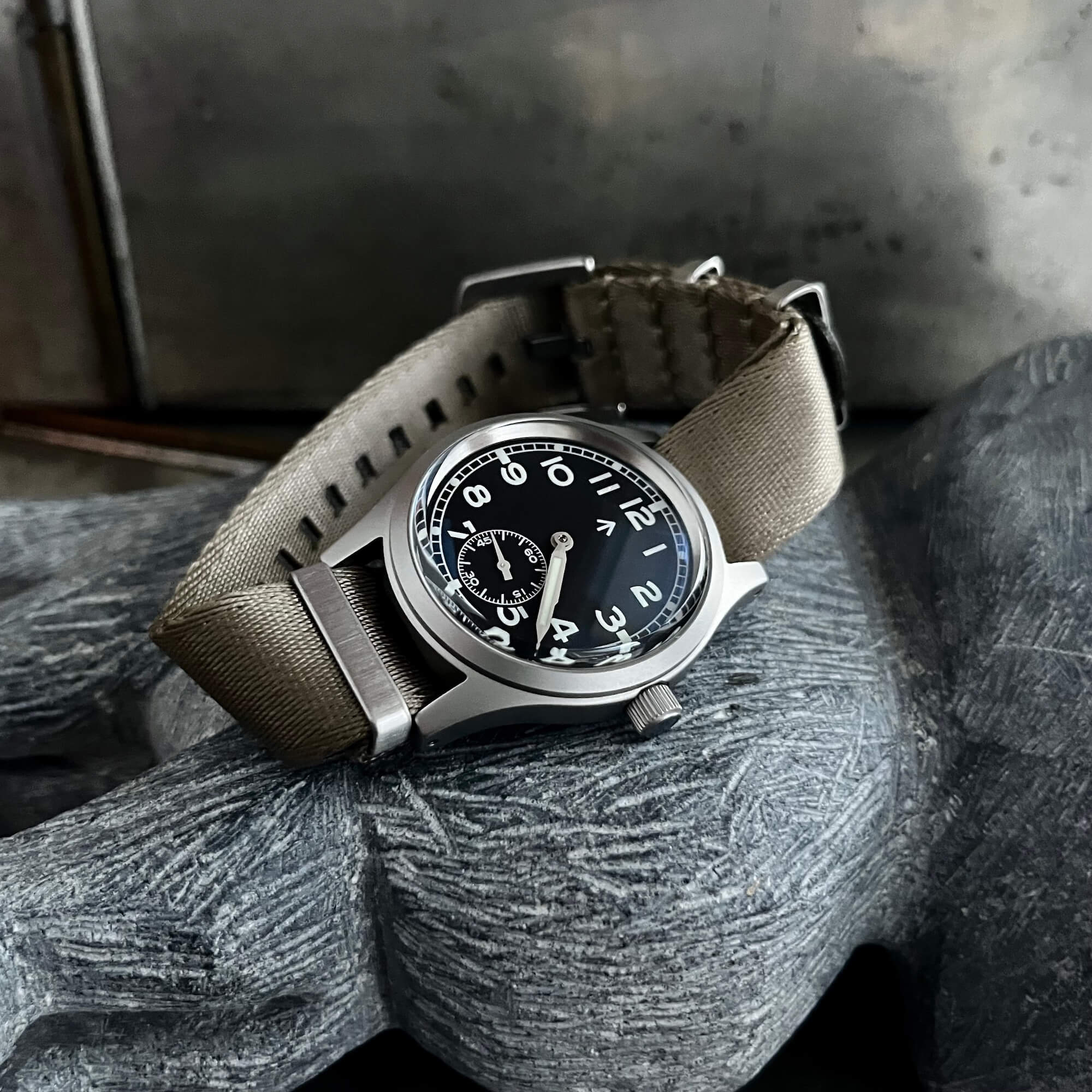 Dirty Dozen Military Watch ◇ ENOKSEN Fly E03/S ◇ Automatic Black