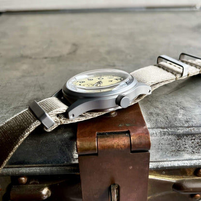 FLY E03/T ◇ Automatic Dirty Dozen Watch - 36mm - Cream Edition