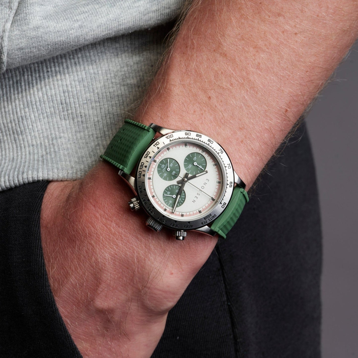 Enoksen KRONO E08/A - Cool Grey/Green Steel - 39MM